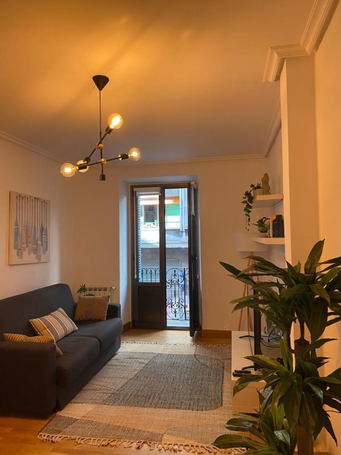 Apartamento Amplio Y Central A Pie De Playa La Concha San Sebastian Bagian luar foto