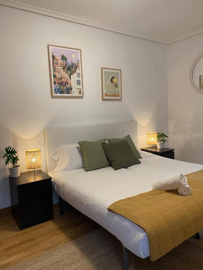 Apartamento Amplio Y Central A Pie De Playa La Concha San Sebastian Bagian luar foto